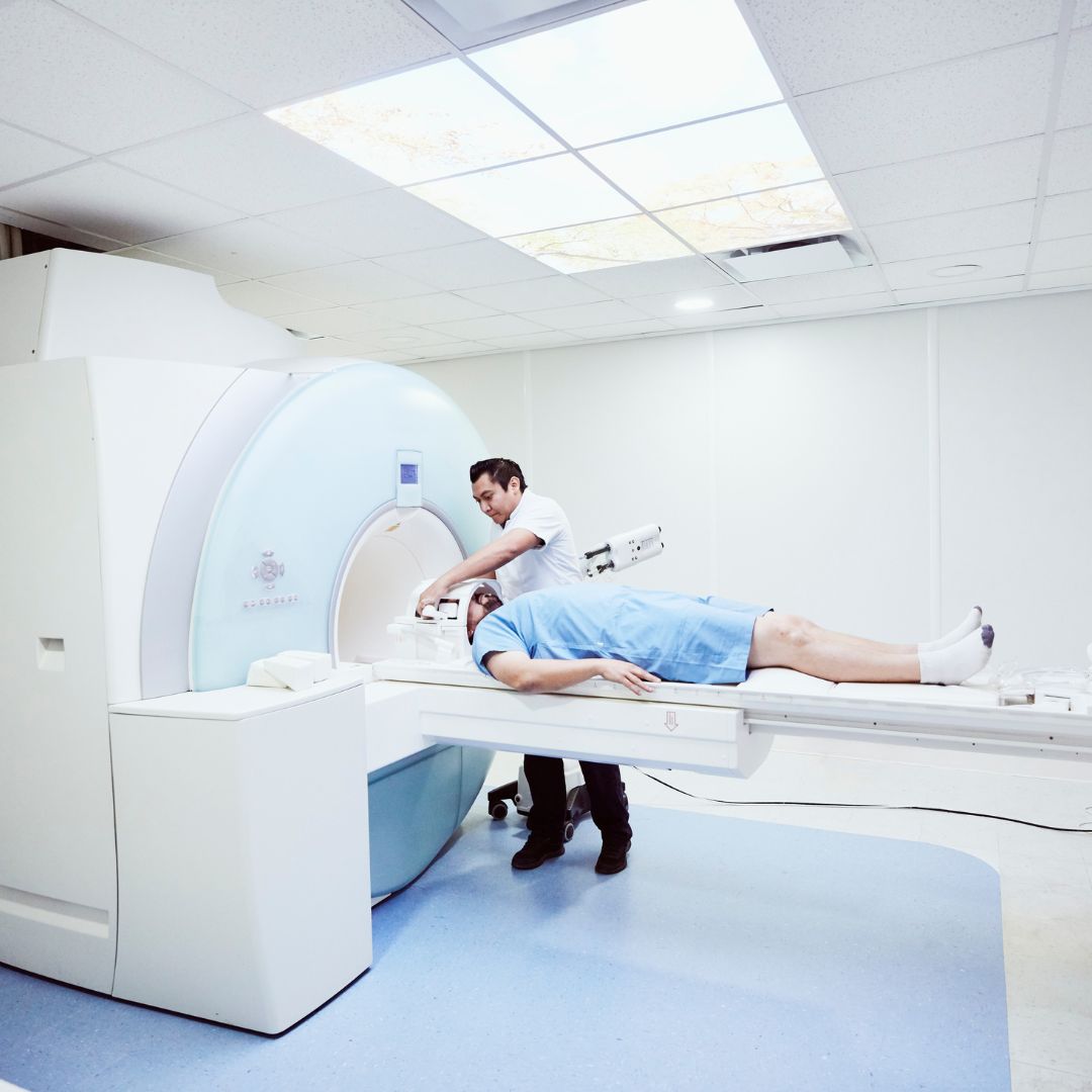 mri tech and patient