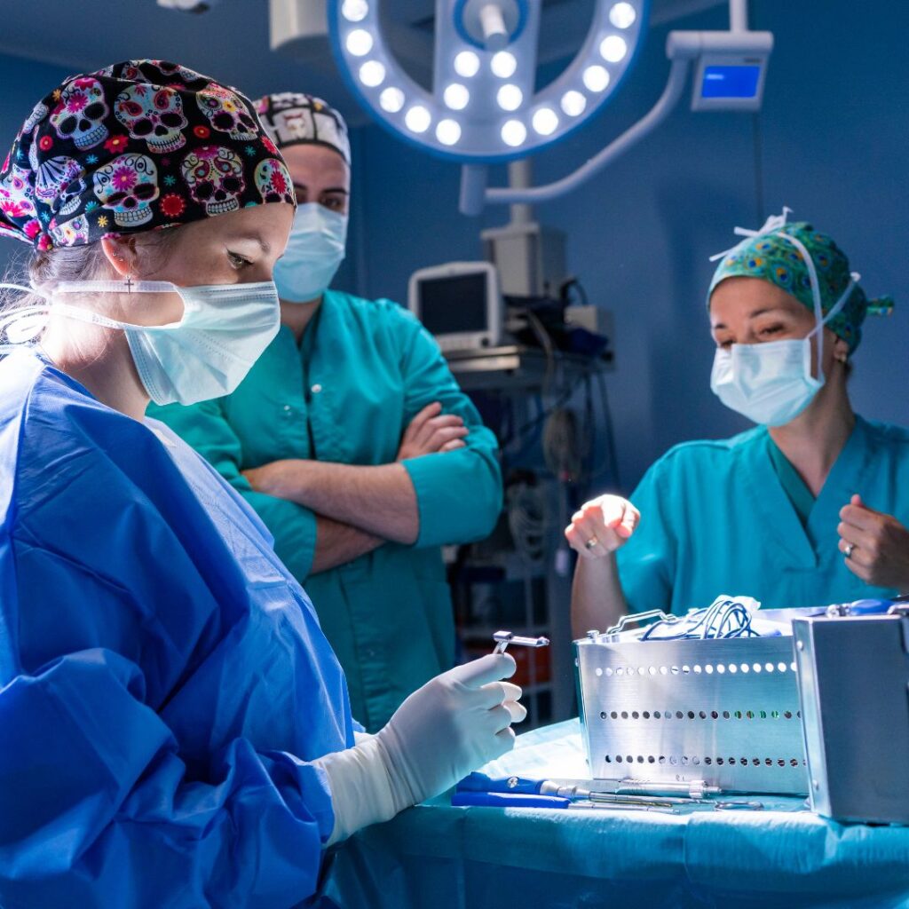 surgeon techs practicing with tools